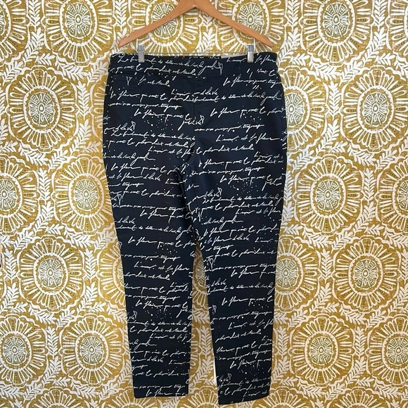 NWT CHICO’S Script-Print Slim Fit Stretch Pull-On Pants Jeggings in Black Sz 18 - Picture 8 of 12